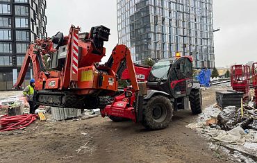 Командная работа на стройплощадке